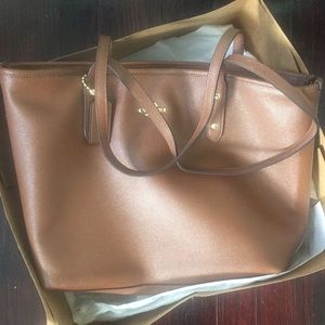 Coach City Zip Tote NWT
